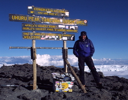 Auf dem Kilimanjaro 5895